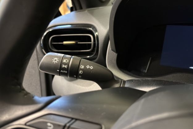 TOYOTA YARIS CROSS 1.5 HYBRID 116 TRAIL 2WD