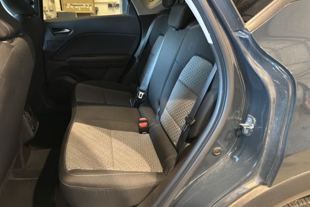 RENAULT CAPTUR TCE 90 LIMITED CAMERA