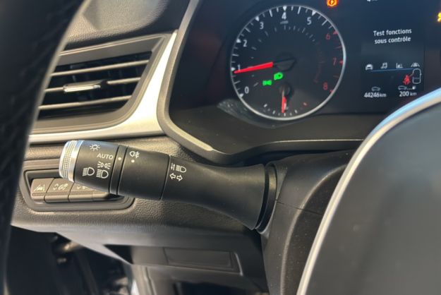 RENAULT CAPTUR TCE 90 LIMITED CAMERA