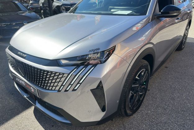 PEUGEOT 5008 HYBRID 145 E-DCS6 ALLURE PLUS
