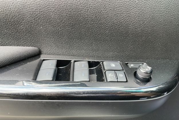 TOYOTA HILUX 2.8 D4-D 204 BVA EXECUTIVE 4PL