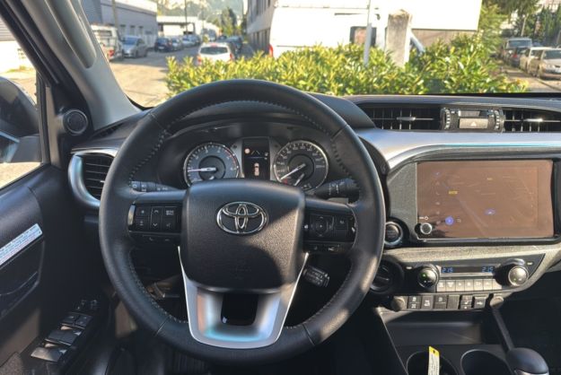 TOYOTA HILUX D4-D 150 BVA LEGENDE PLUS 4PL