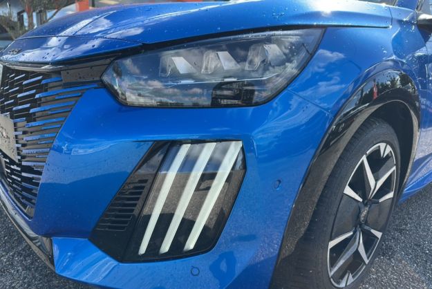 PEUGEOT 208 HYBRID 136 E-DSC6 GT PLUS