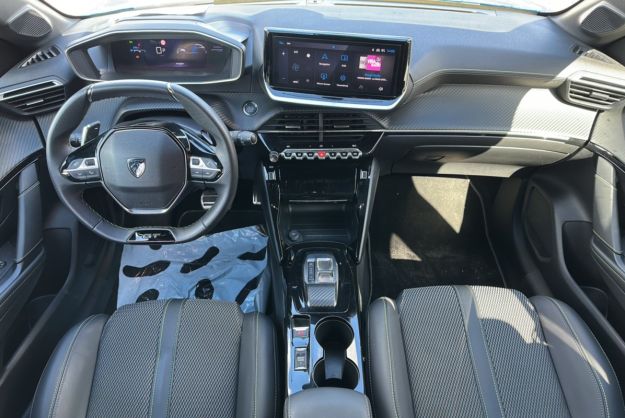 PEUGEOT 208 HYBRID 136 E-DSC6 GT PLUS