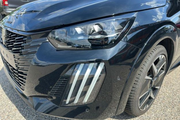 PEUGEOT 208 HYBRID 136 E-DSC6 GT PLUS