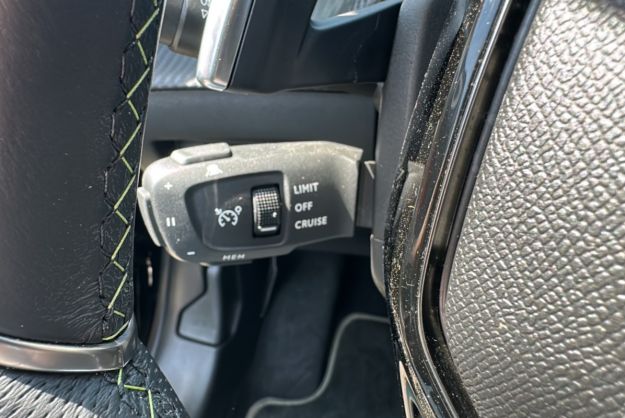 PEUGEOT 208 HYBRID 136 E-DSC6 GT PLUS