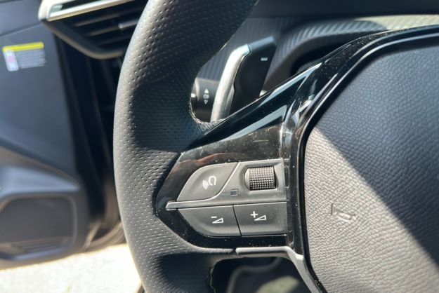 PEUGEOT 208 HYBRID 136 E-DSC6 GT PLUS