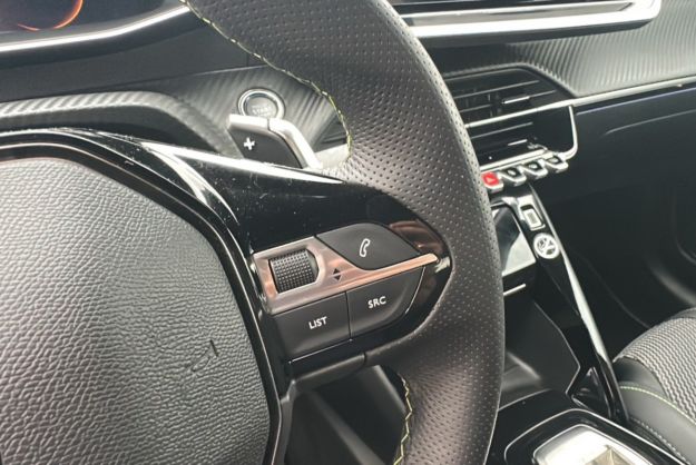 PEUGEOT 208 HYBRID 136 E-DSC6 GT PLUS