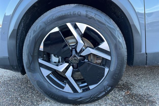 PEUGEOT 2008 HYBRID 145 E-DSC6 GT VISION T.O