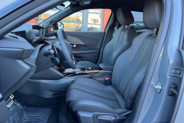 PEUGEOT 2008 HYBRID 145 E-DSC6 GT VISION T.O