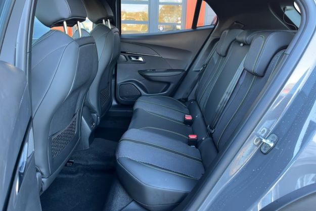 PEUGEOT 2008 HYBRID 145 E-DSC6 GT VISION T.O