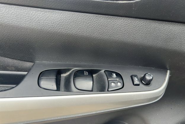 NISSAN NAVARA 2.3 DCI 190 4WD N-CONNECTA