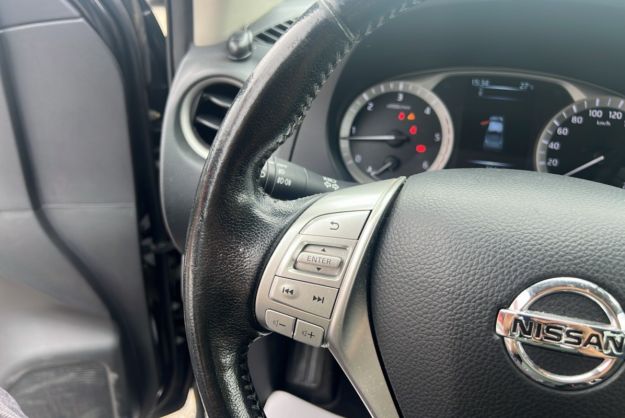 NISSAN NAVARA 2.3 DCI 190 4WD N-CONNECTA