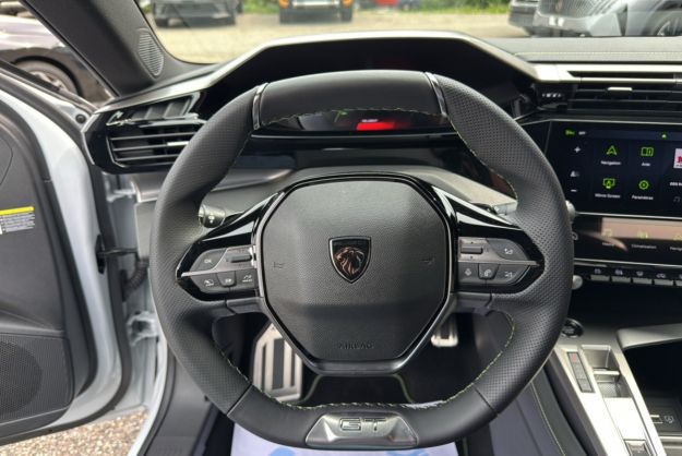 PEUGEOT 308 1.5 HDI 130 EAT8 GT