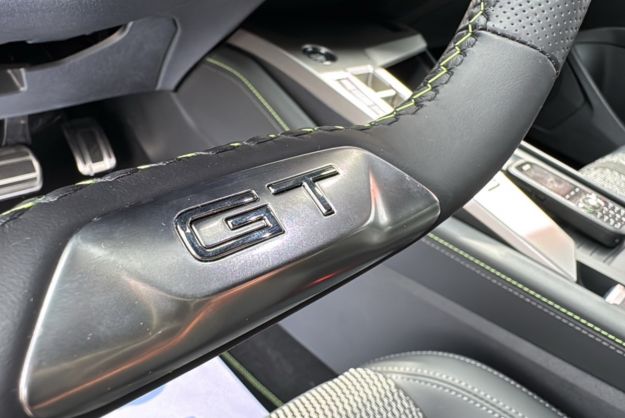 PEUGEOT 308 1.5 HDI 130 EAT8 GT