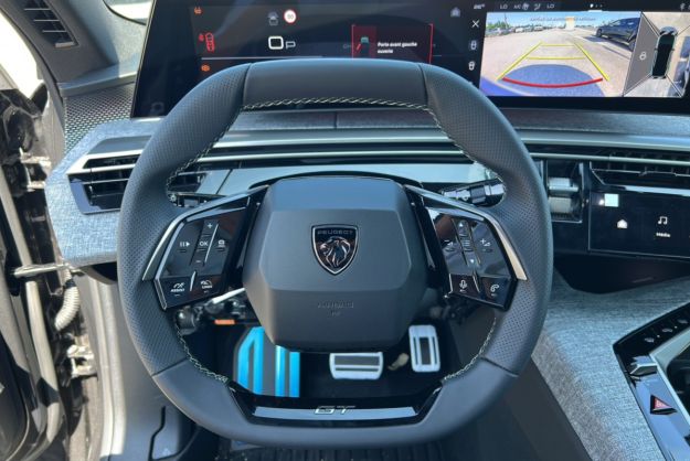 PEUGEOT 3008 HYBRID 145 E-DCS6 GT PK360 T.O