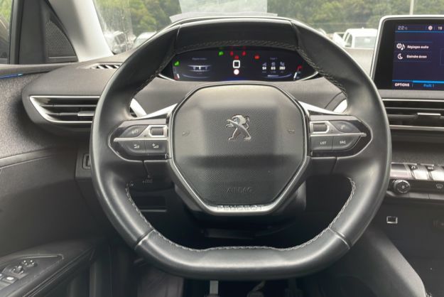 PEUGEOT 5008 1.2 130 ALLURE BVM6