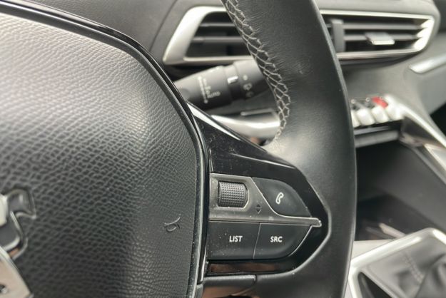 PEUGEOT 5008 1.2 130 ALLURE BVM6