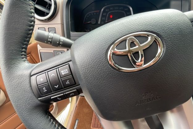 TOYOTA LAND CRUISER GRJ 79 LX SIMPLE CABINE 4.0 V6 231 FULL OPTIONS
