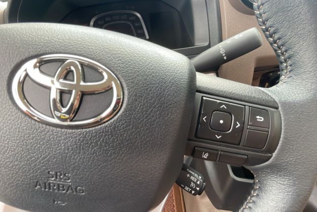 TOYOTA LAND CRUISER GRJ 79 LX SIMPLE CABINE 4.0 V6 231 FULL OPTIONS