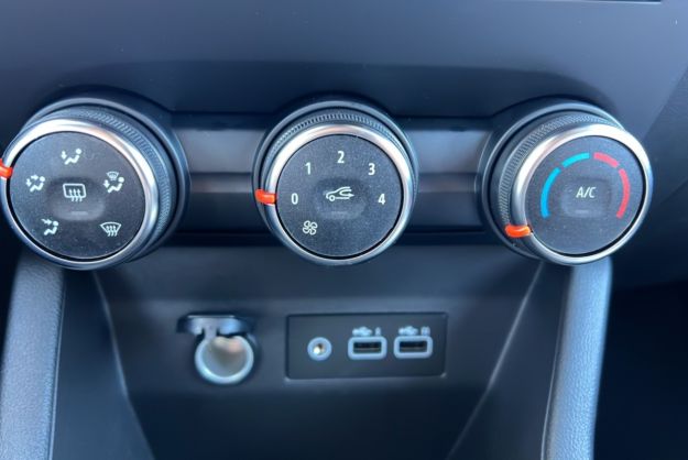 RENAULT CLIO DCI 100 EVOLUTION CAMERA