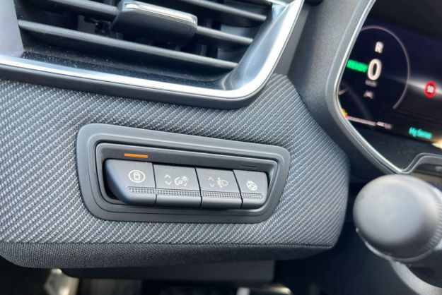 RENAULT CLIO V E-TECH 145 ESPRIT ALPINE