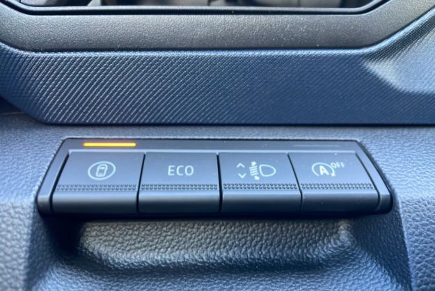 DACIA DUSTER ECO-G 100 4X2 EXPRESSION