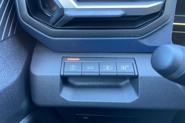 DACIA DUSTER ECO-G 100 4X2 EXPRESSION