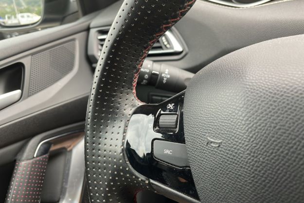 PEUGEOT 308 1.2 130 GT LINE