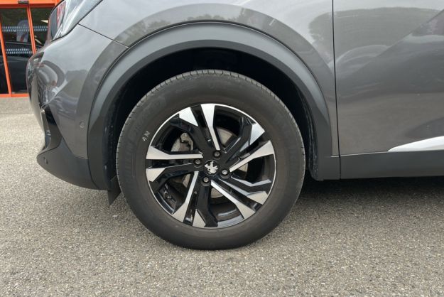 PEUGEOT 2008 1.2 130 EAT8 GT T.O