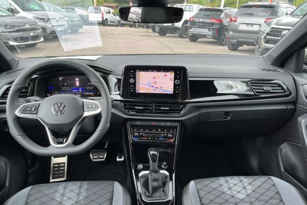 VOLKSWAGEN T-ROC TDI 150 DSG7 R-LINE BLACK