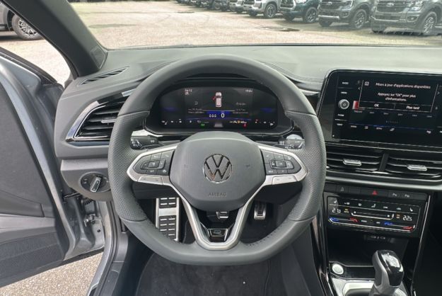 VOLKSWAGEN T-ROC TDI 150 DSG7 R-LINE BLACK