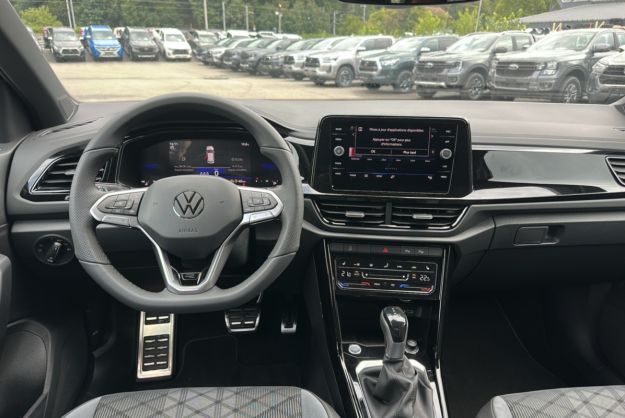 VOLKSWAGEN T-ROC TDI 150 DSG7 R-LINE BLACK