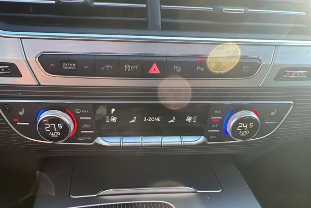 AUDI Q7 AVUS E-TRON V6 TDI 373