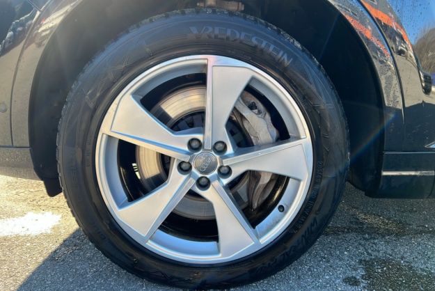 AUDI Q7 AVUS E-TRON V6 TDI 373