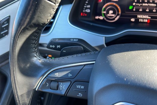 AUDI Q7 AVUS E-TRON V6 TDI 373