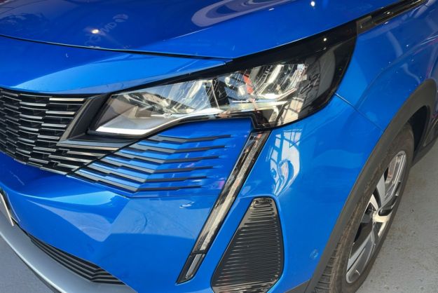 PEUGEOT 3008 1.2 130 EAT8 ALLURE PACK