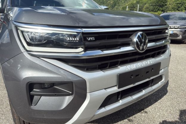 VOLKSWAGEN AMAROK V6 240 BVA AVENTURA