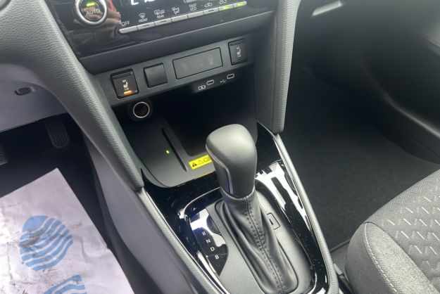 TOYOTA YARIS CROSS HYBRIDE 130 2WD DESIGN