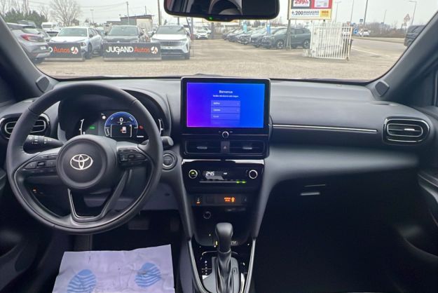 TOYOTA YARIS CROSS HYBRIDE 130 2WD DESIGN