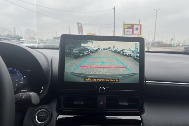 TOYOTA YARIS CROSS HYBRIDE 130 2WD DESIGN