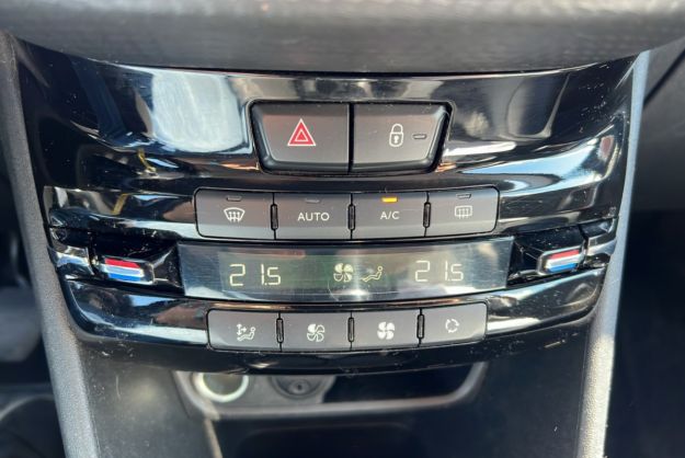 PEUGEOT 2008 1.6 BLUEHDI 120  ALLURE GPS