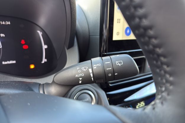 TOYOTA YARIS CROSS HYBRIDE 130 DESIGN PLUS