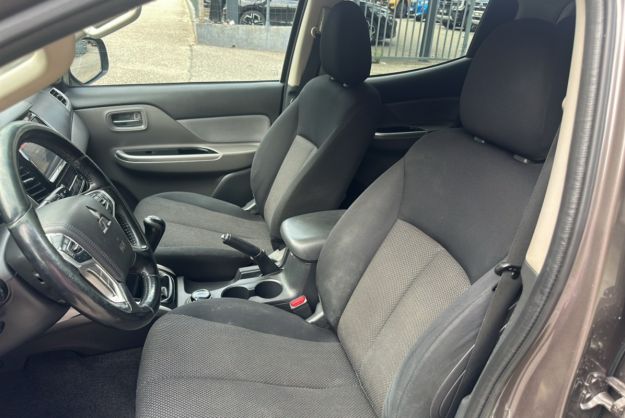 MITSUBISHI L200 2.4 DI-D 181 2CAB INTENSE HARDTOP
