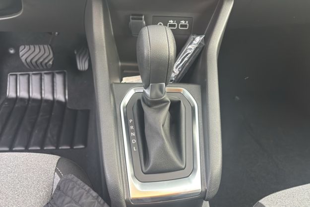 RENAULT CLIO V TCE 90 CVT EVOLUTION PK LOOK