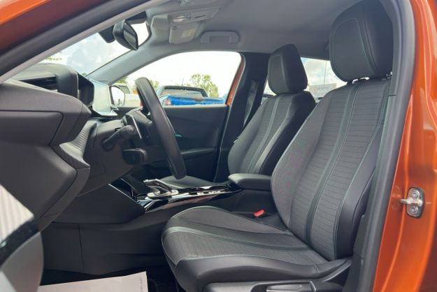 PEUGEOT 2008 1.5 HDI 130 BVA ALLURE