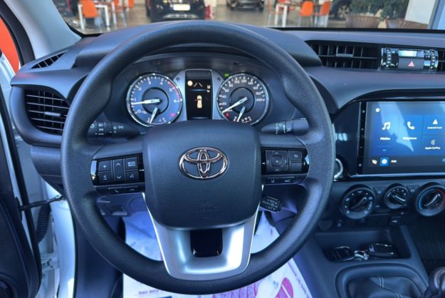 TOYOTA HILUX 2.8 204 X-TRA CAB LE CAP MY25