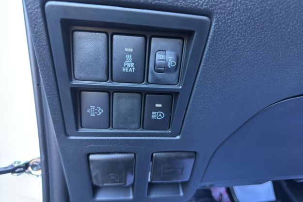TOYOTA HILUX 2.8 204 X-TRA CAB LE CAP MY25