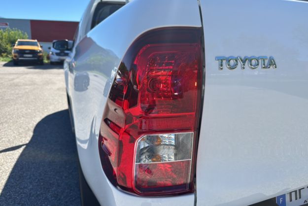TOYOTA HILUX 2.8 204 X-TRA CAB LE CAP MY25