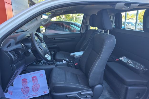 TOYOTA HILUX 2.8 204 X-TRA CAB LE CAP MY25